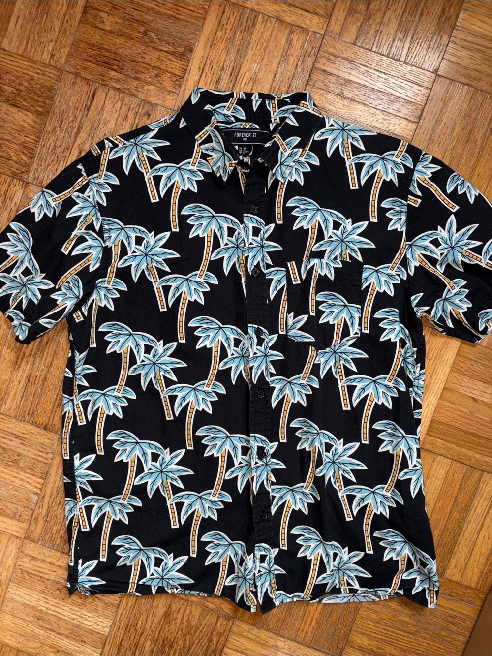 Forever 21 XS Black Palm Tree Short-Sleeve Button-Up Shirt 100% cotton